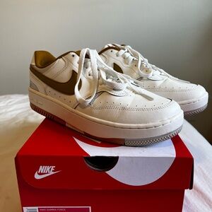 Nike Gamma Force- Women's Sneakers - White and Gold